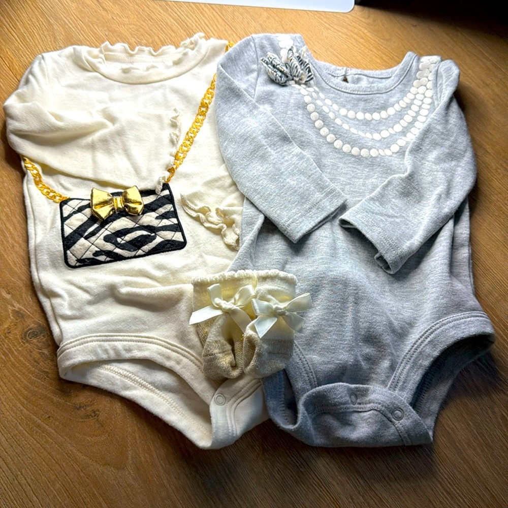 Bundle of 2 Wonder Nation Girls Long Sleeve Onesies 3-6 Months
